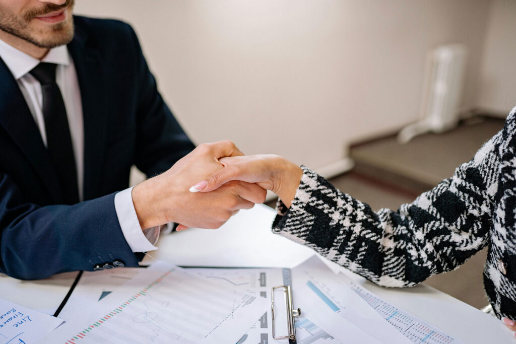 How to Find a Landlord-Tenant Lawyer With a Free Consultation Near You (Without Wasting Time)
