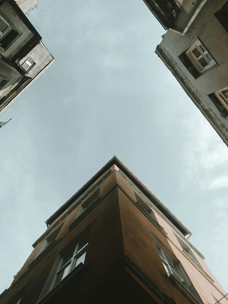 Landlord Mistake of the Week: Falling for Application Fraud (Fake Pay Stubs, Fake IDs, and “Too Clean” PDFs)
