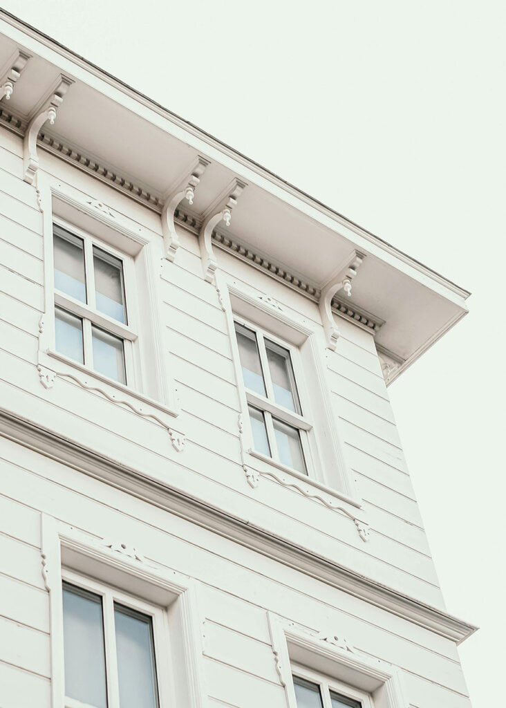 How Long Does a Landlord Have to Fix a Leaking Ceiling?