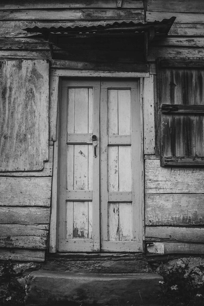 Landlord Nightmare: Tenants Use Spray Foam to Destroy Plumbing and HVAC, Leaving $40,000 in Damages