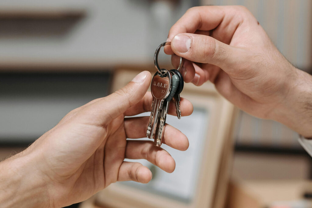 Joint Tenants With Right of Survivorship (JTWROS) Deed: What It Means, How It Works, and the Real Risks