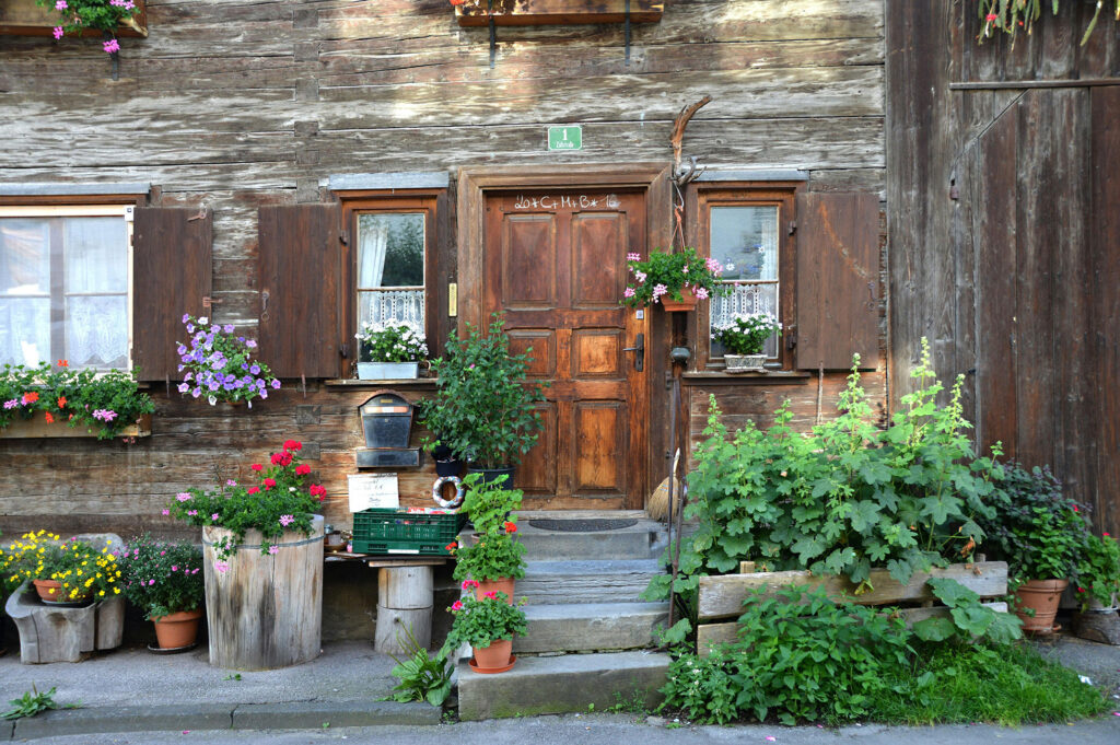 Is a Landlord Responsible for Damage to a Tenant’s Personal Property?