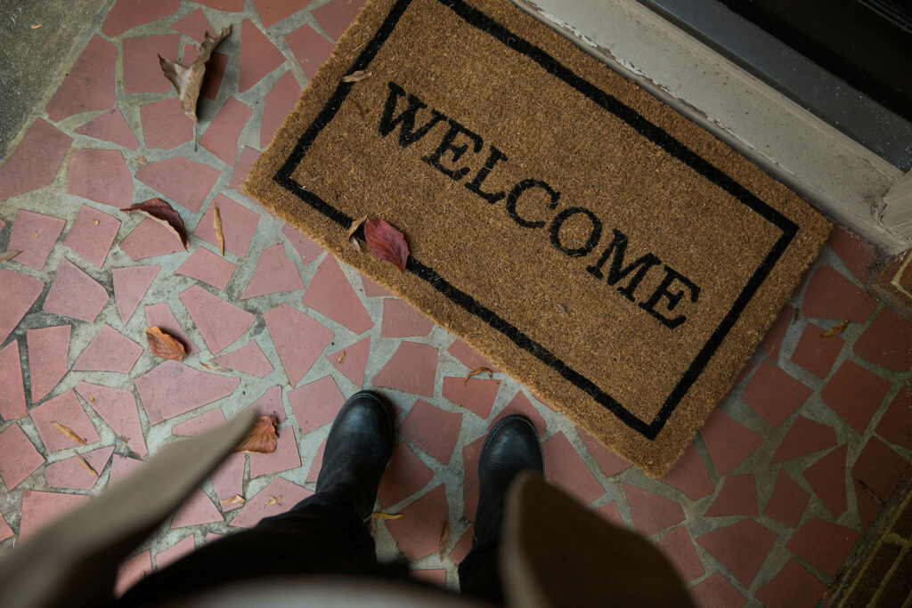 Can A Landlord Require Professional Carpet Cleaning At Move-Out?